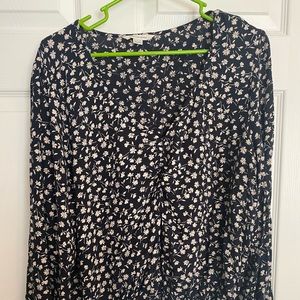 American Eagle Flattering Long Sleeve Blouse